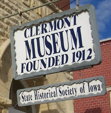 Clermont Museum Sign
